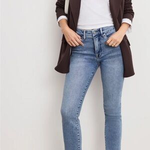 Good American good legs straight sue 4/27